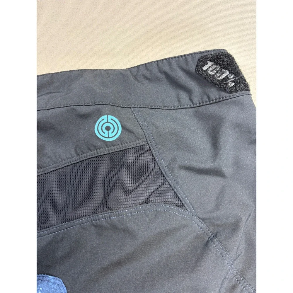 100% Airmatic Shorts Mens 34 Blue Galaxy MTB Mountain Bike Performance Trail